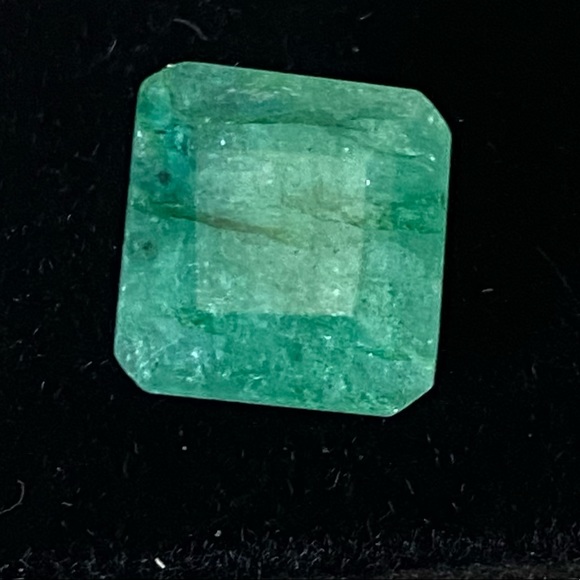 5.3 carats Brazilian emerald - Picture 4 of 6